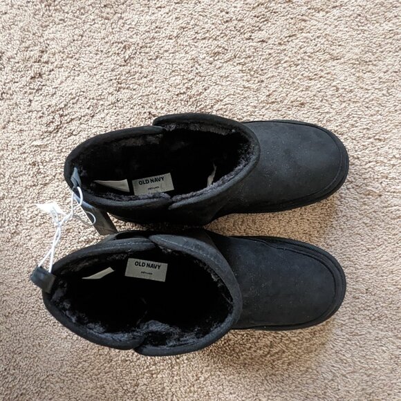 OLD NAVY Black Ugg Style Boots Faux Fur Size 8 NEW - Picture 5 of 10